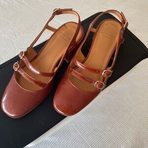 Sezane Paula Babies Polished Camel - Size 5